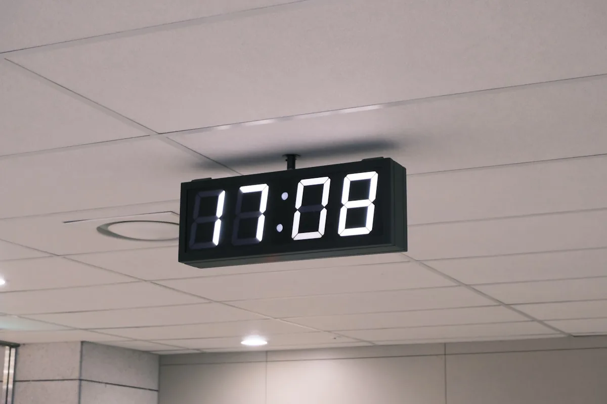 A qué hora encender el LED de cultivo para pagar menos